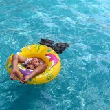 En France, une piscine doit être enregistrée auprès des autorités si elle fait plus de 10 mètres carrés (image d'illustration).